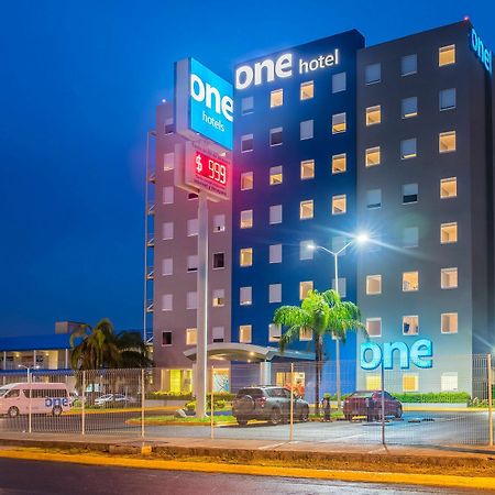Hotel One Monterrey Aeropuerto Apodaca Zewnętrze zdjęcie
