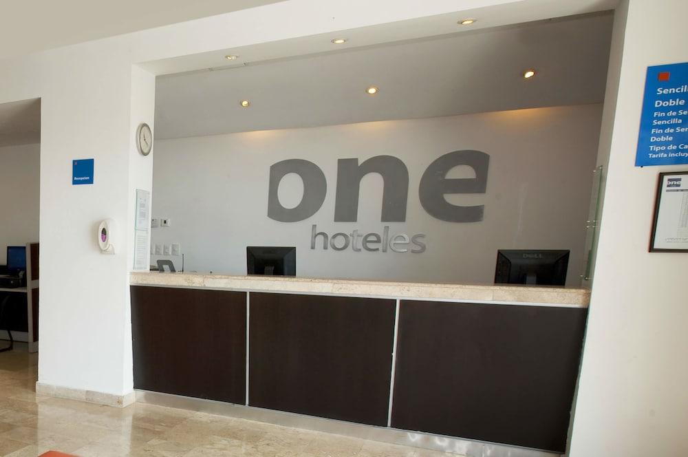 Hotel One Monterrey Aeropuerto Apodaca Zewnętrze zdjęcie